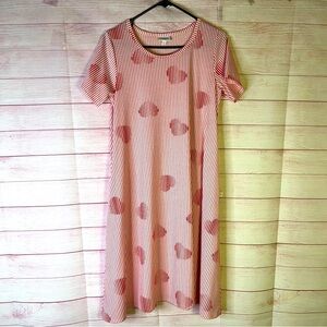 LulaRoe Stripe and Heart Print Carly Pocket Dress‎ Size Small